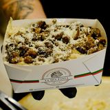 Fettuccine Alfredo i divlje pečurke sa karamelizovanim lukom 400 gr