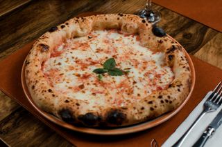 Pizza Margherita Monarh