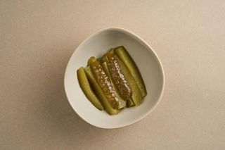 PEPINILLOS MARINADOS (TAPA)/огурчики бочковые