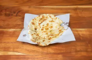 Czosnkowy Naan