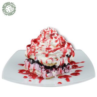 Botako cake sa šumskim voćem