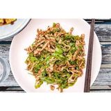 Shredded pork with green papers