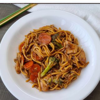 Yakissoba frango