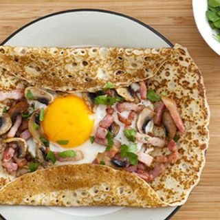 Crêpe thon fromage œuf 