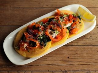 Гарбузові панкейки з лососем (320g)