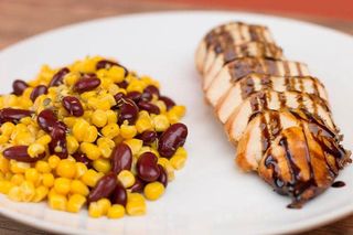 Grilled chicken fillet with corn and red beans 