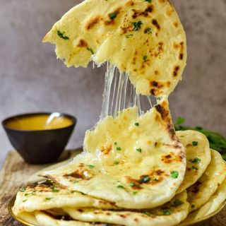 Cheese Garlic Naan