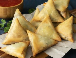 Samosa 2 Uni