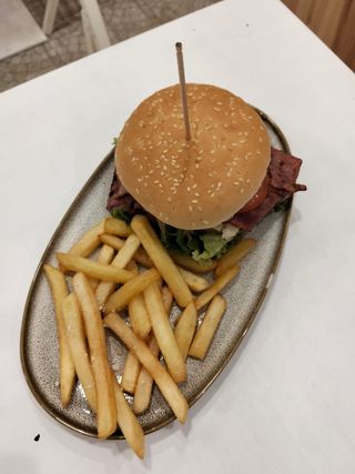 Combo de Hambúrguer Artesanal