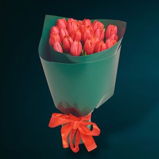 Buchet 25 Lalele Rosii