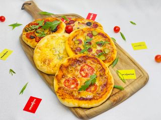 Assorted small pizzas - Munich in Baguette