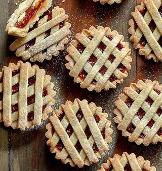 Crostatina marmellata scura