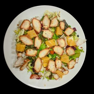 Ensalada De Pollo Tikka