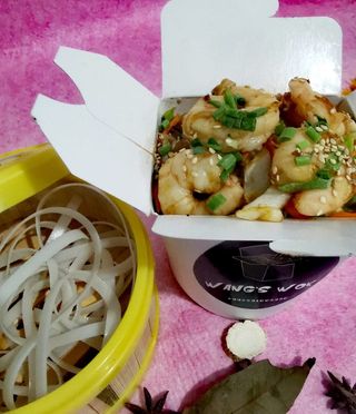 ბრინჯის ატრია კრევეტებით(4 კრევეტი）