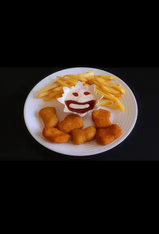Nuggets De Pollo Con Patatas