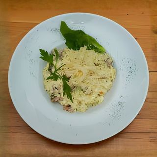 Rižoto sa bijelim sosom i gljivama