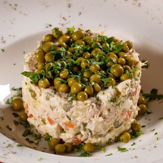 Олів’є з куркою 300г