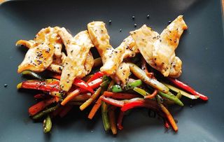 Пилешка пържола от бут на скара