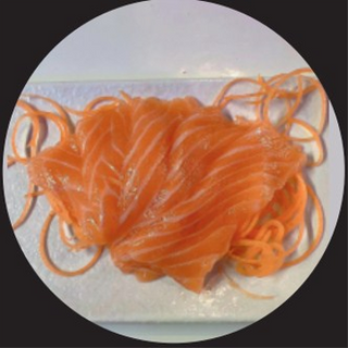 92 Sashimi De Salmón