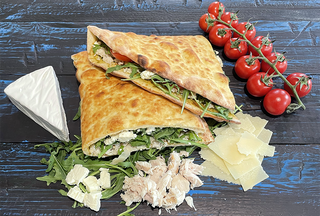 Bella foccacia cu pesto și pui