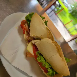 Bocadillo de lomo especial