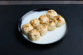 Vruće rolnice sa surimi