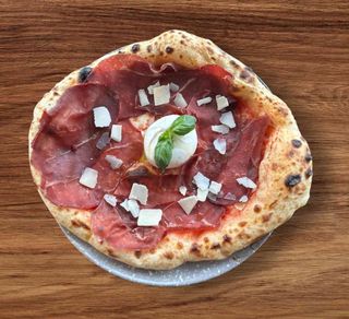 Pizza Bresaola e Buratta