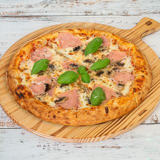 Prosciutto e Funghi