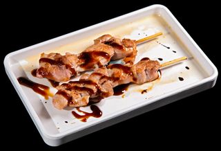 Brochetas De Pollo (2 Pzs.)