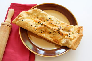 Ciasto francuskie z mięsem