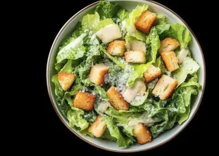 Ensalada César Con Pollo Crujiente