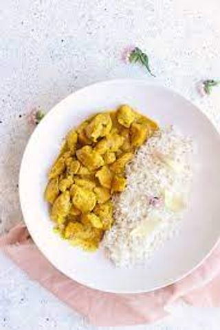 30) Riso con pollo e curry