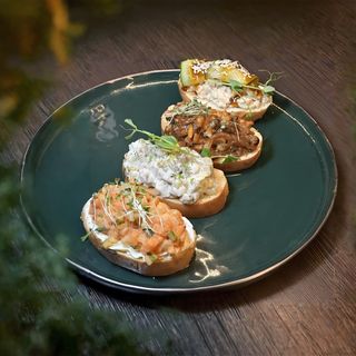 Сет брускет (340г)