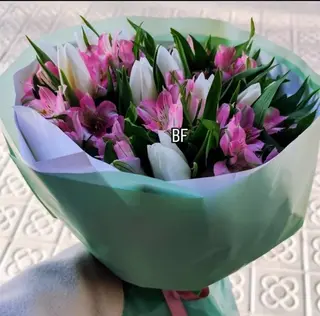 Caricia Floral