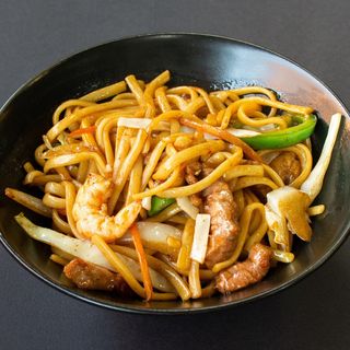 32. Tallarines De La Casa