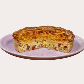 Pizza rustica scarola, olive taggiasche, mozzarella