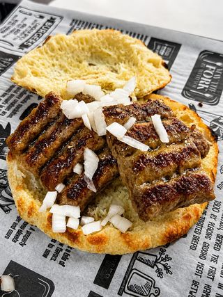 Banjalučki ćevap u lepinji