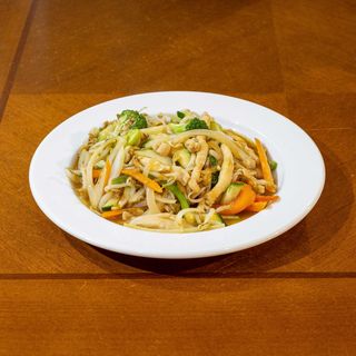 51. Frango Chop Suey