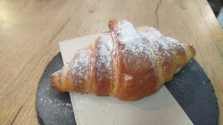 Croissant De Mantequilla