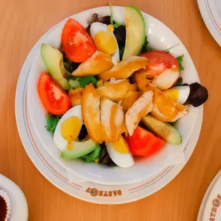 Ensalada Campero De Pollo Con Aguacate (1/2 Ración)
