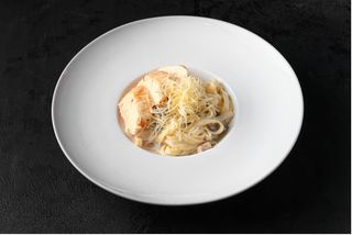 Таглиотелли С Куриной Грудкой Гриль И Грибным Соусом (300г)