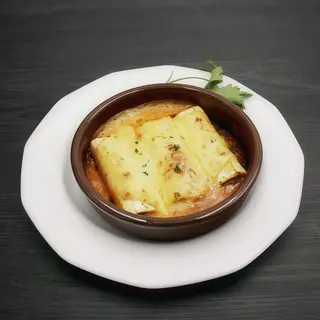 Caneloni carne