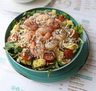 Salada Camarão