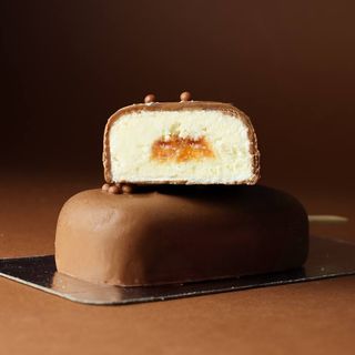 Сирок глазурований з солоною карамеллю