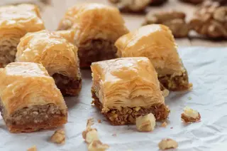 Baklawa orzechowa