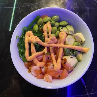 S15. Poke salmon spicy