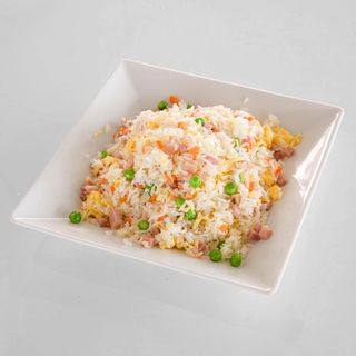 35-Arroz Frito Con Tres Delicias