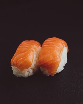Nigiri De Salmón (2 Uds.)