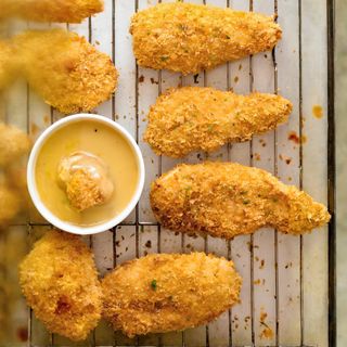 Chicken Strips z frytkami 4 szt.