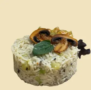 Orez basmati cu legume și unt aromatizat